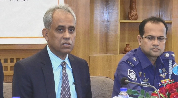 নির্বাচন নিয়ে বহির্বিশ্বের কোনো চাপ নেই: ইসি আলমগীর