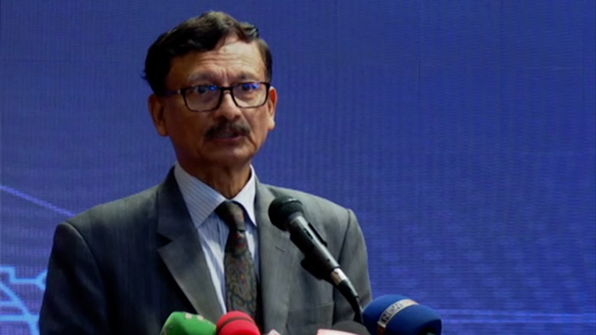 সরকার থেকে সমর্থন না থাকলে ব্যাংক লুটপাট করা সম্ভব হতো না: পররাষ্ট্র উপদেষ্টা