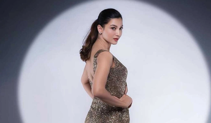 বেশি সুন্দর হওয়ায় বাদ পড়েন গওহর