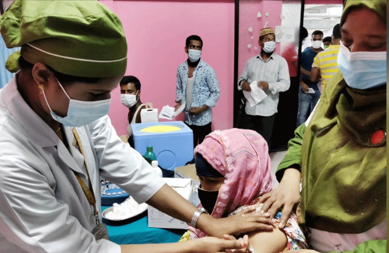 মঙ্গলবার দেশব্যাপী করোনা টিকার বুস্টার ডোজ দিবস