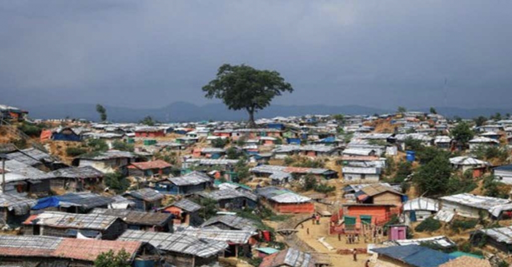 উখিয়া ক্যাম্পে ৩ রোহিঙ্গাকে কুপিয়ে ও গুলি করে হত্যা