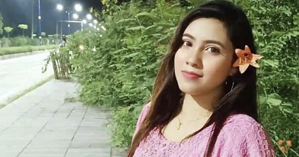 পরীক্ষা দিতে এসে নিষিদ্ধ সংগঠন ছাত্রলীগ নেত্রী গ্রেপ্তার