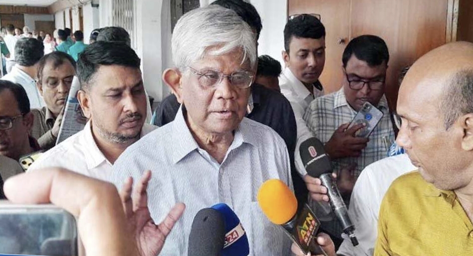 সাধারণ মানুষের যেন কষ্ট না হয় সেটা দেখবেন অর্থ উপদেষ্টা