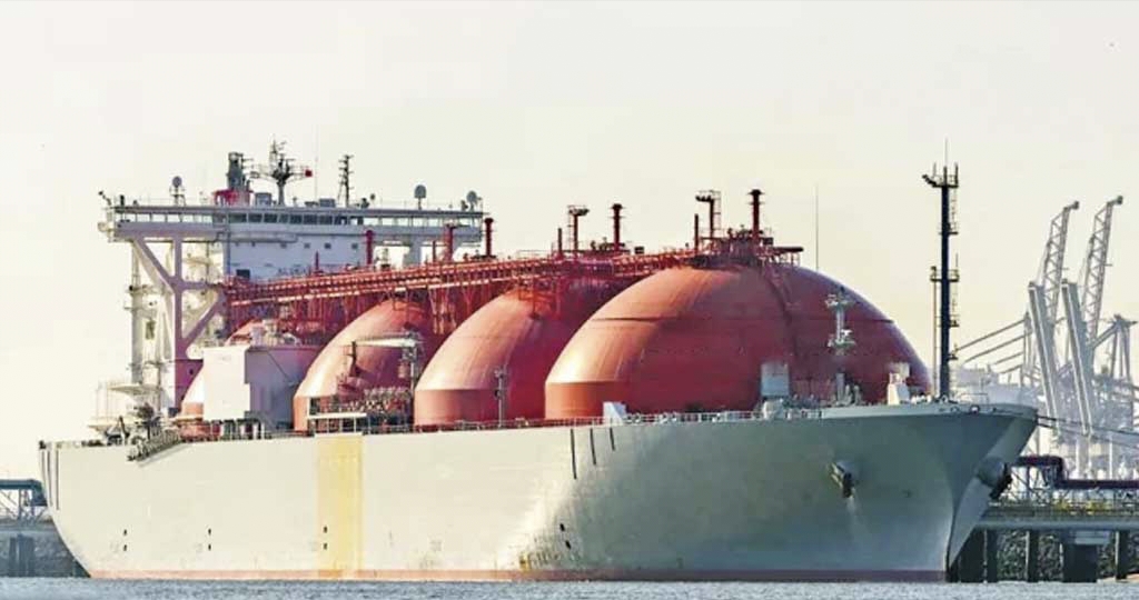 দুই দেশ থেকে এলএনজি আমদানির সিদ্ধান্ত