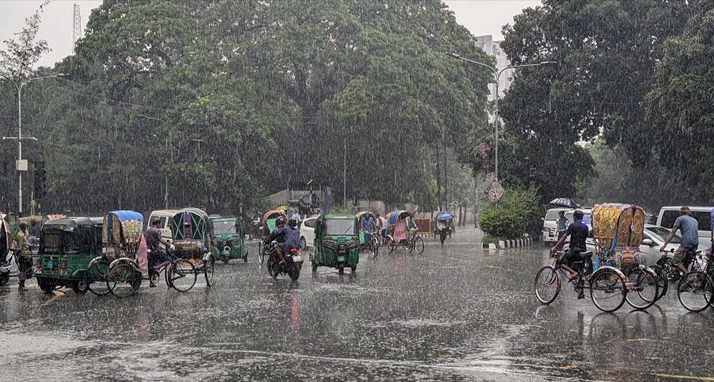 তিন দিনের মধ্যে ঢাকাসহ চার বিভাগে বৃষ্টির আভাস
