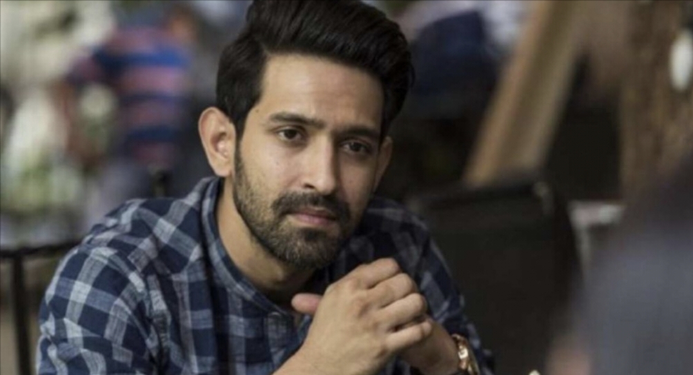 অভিনয় ছাড়ার ঘোষণা দিলেন বলিউড অভিনেতা