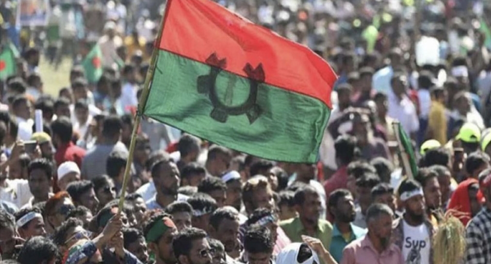 ভারতবিরোধী স্লোগানে উত্তাল নয়াপল্টন