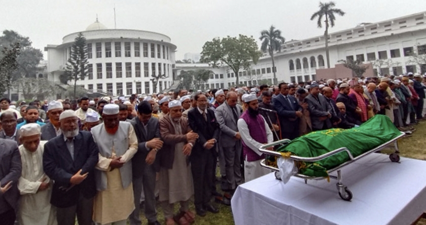 সুপ্রিম কোর্টে উপদেষ্টা হাসান আরিফের জানাজা অনুষ্ঠিত