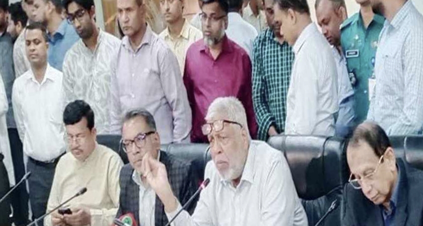 ১৫ রমজানের আগে রাস্তা সংস্কার করা হবে: ফাওজুল কবির খান