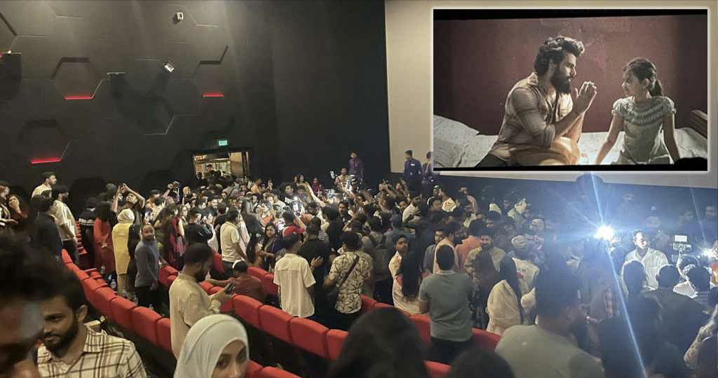 ‘জংলি’র প্রিমিয়ারে এসে কাঁদলেন আমন্ত্রিত অতিথিরা 