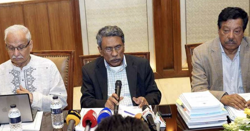 ফ্যাসিস্টদের পালিয়ে যাওয়া গণতন্ত্রের প্রাথমিক বিজয়: আলী রীয়াজ