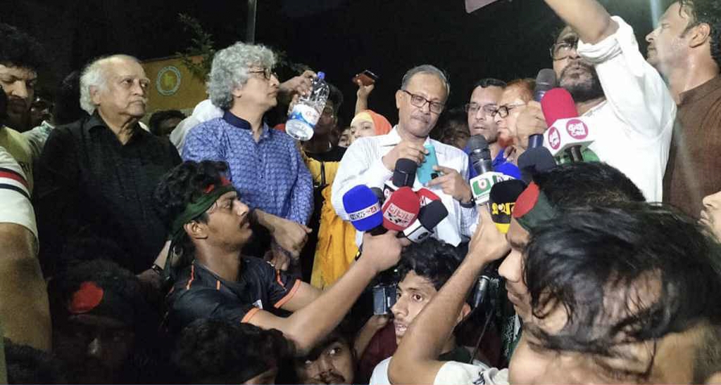 জবি শিক্ষার্থীদের দাবি মেনে নিল সরকার