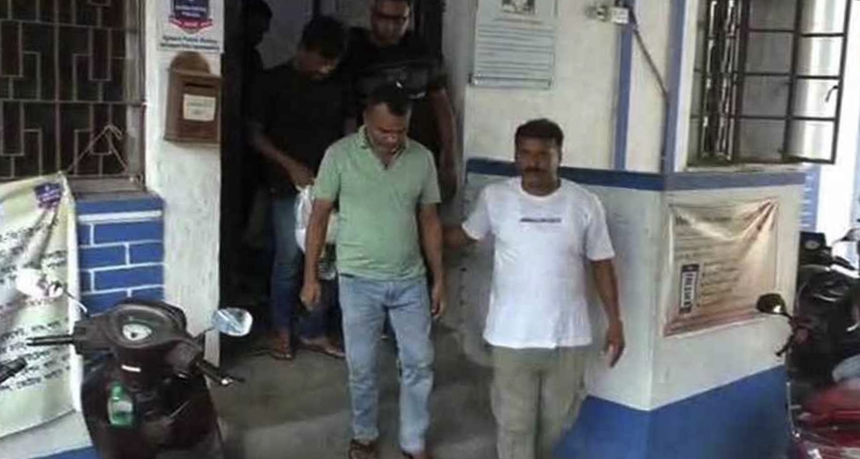 ভারতে আ.লীগের ৩ নেতাকর্মী গ্রেপ্তার