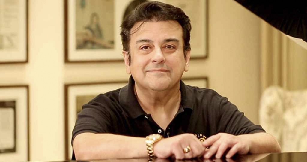 মৃত মাকে দেখতে দেয়নি পাকিস্তান, আদনান সামির বিস্ফোরক মন্তব্য