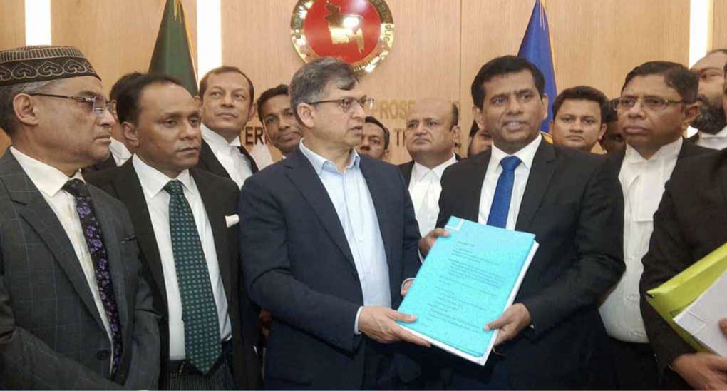 গুমের ঘটনায় হাসিনাসহ ৭ জনের বিরুদ্ধে সালাহউদ্দিনের অভিযোগ জমা