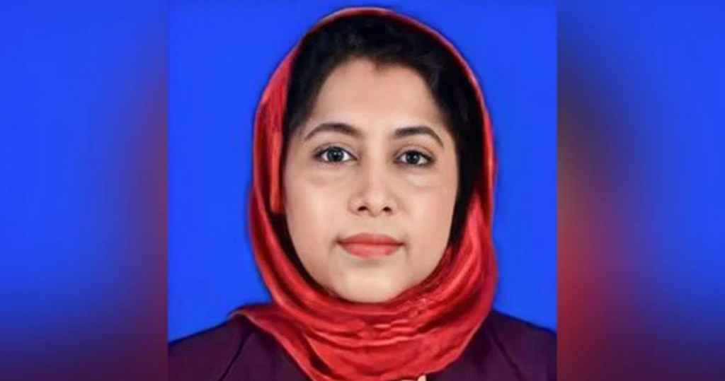 দুদক সচিব খোরশেদা ইয়াসমীন ওএসডি, ৭ কর্মকর্তাকে বাণিজ্য মন্ত্রণালয়ে ন্যস্ত