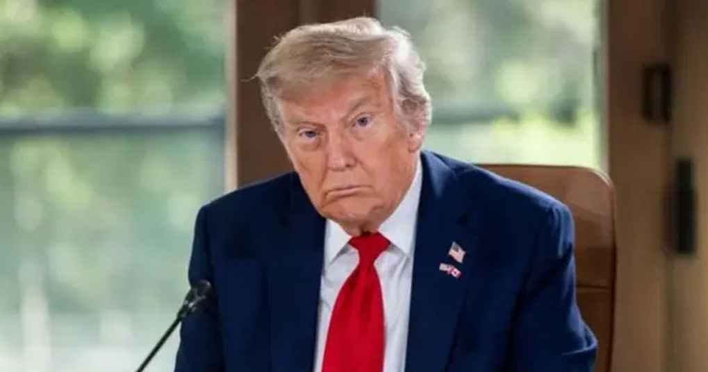 ইইউ ও মেক্সিকোর ওপর বিশাল শুল্কের আঘাত হানলেন ট্রাম্প