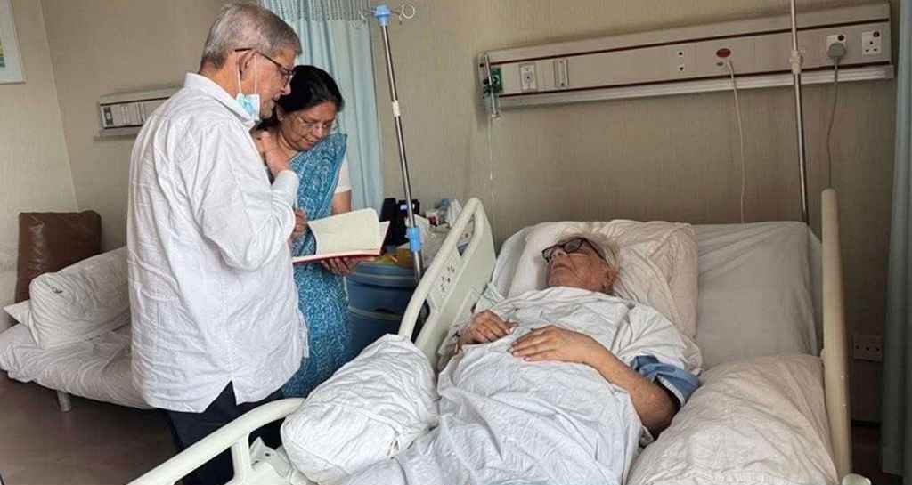 বদরুদ্দীন উমরকে দেখতে হাসপাতালে মির্জা ফখরুল