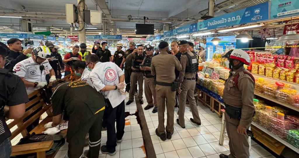 ৫ নিরীহকে গুলি করে মারার পর নিজেকেই শেষ করে দিলেন হামলাকারী