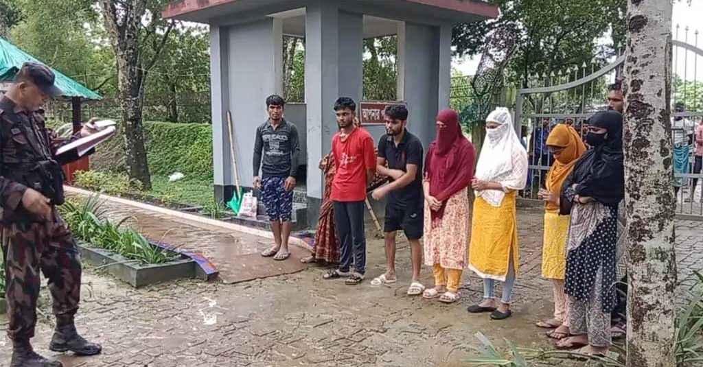 মেহেরপুর সীমান্ত দিয়ে ১৮ জনকে ঠেলে দিলো বিএসএফ