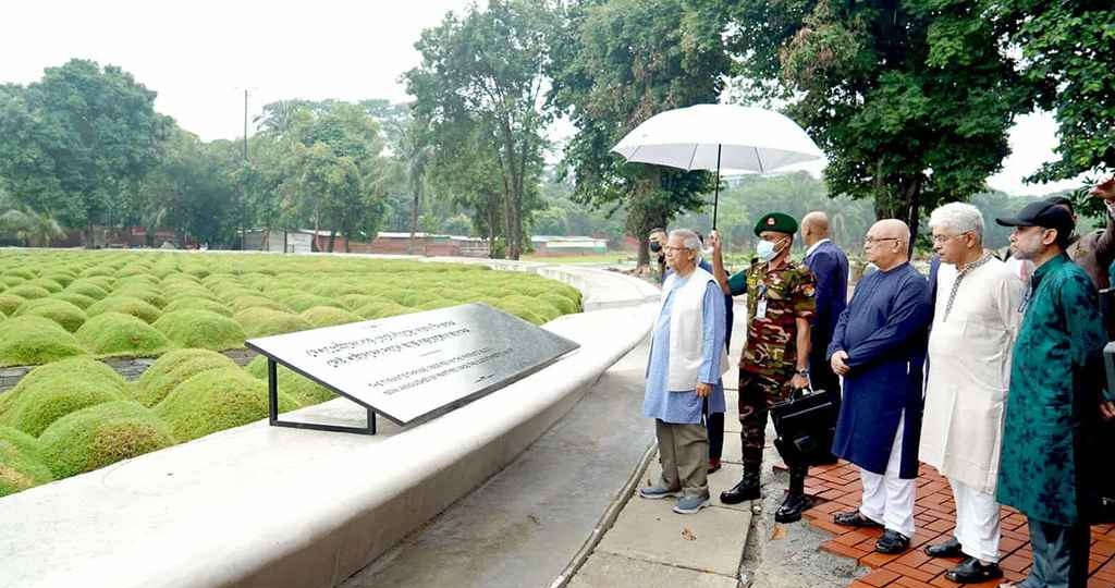 প্রধান উপদেষ্টার জুলাই স্মৃতি জাদুঘর পরিদর্শন