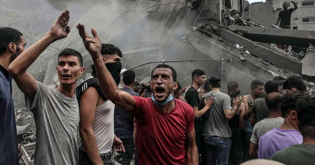 গাজায় একদিনে নিহত ৬৯, প্রাণহানি পৌঁছাল ৬১ হাজার ৫০০ জনে