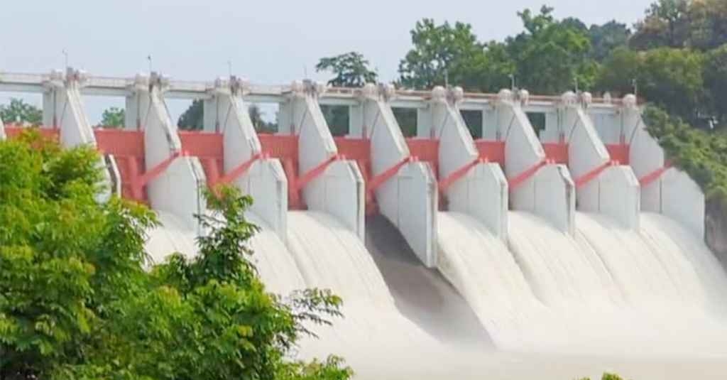 ফের খুলে দেয়া হলো কাপ্তাই বাঁধের জলকপাট