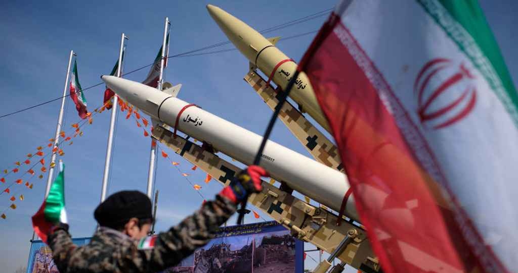 বড় পরিসরে ক্ষেপণাস্ত্র মহড়া শুরু করতে যাচ্ছে ইরান