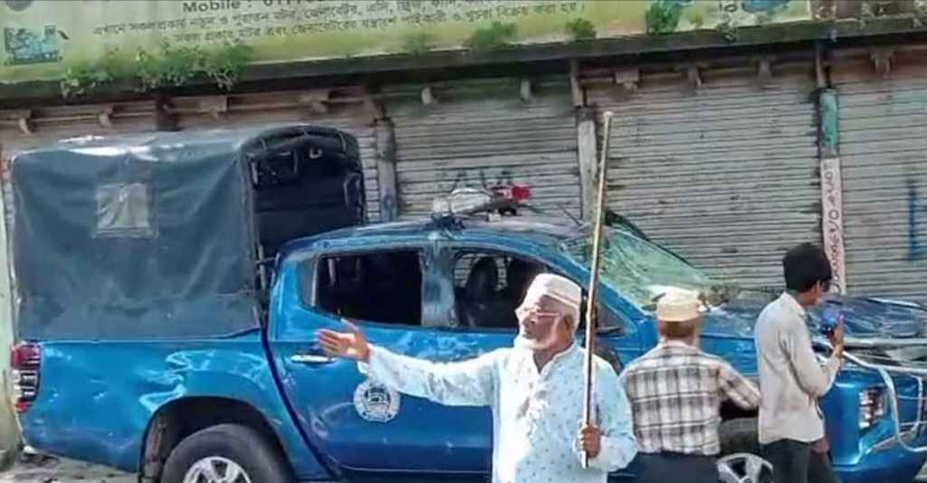 নুরাল পাগলার দরবারে পু‌লি‌শের ওপর হামলায় মামলা, আসামি সা‌ড়ে ৩ হাজার