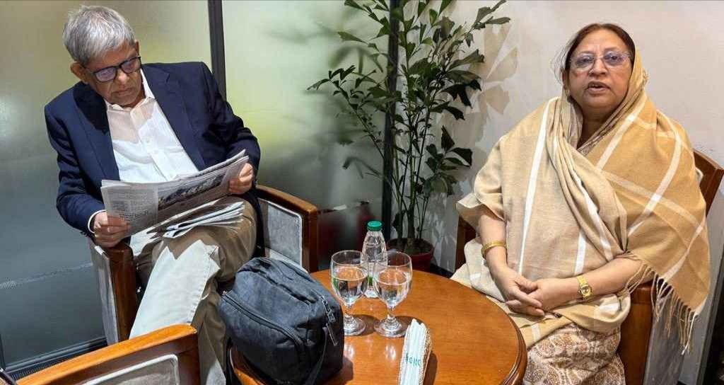 সিঙ্গাপুর গেলেন মির্জা ফখরুল