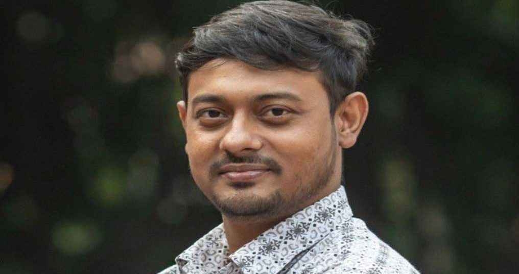 নাসীরুদ্দীন পাটওয়ারীর বিরুদ্ধে মামলা