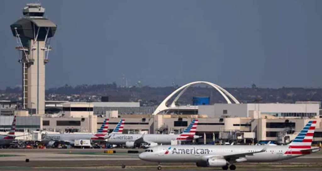 শাটডাউনে যুক্তরাষ্ট্রজুড়ে বিপর্যয়, শত শত ফ্লাইট বাতিল