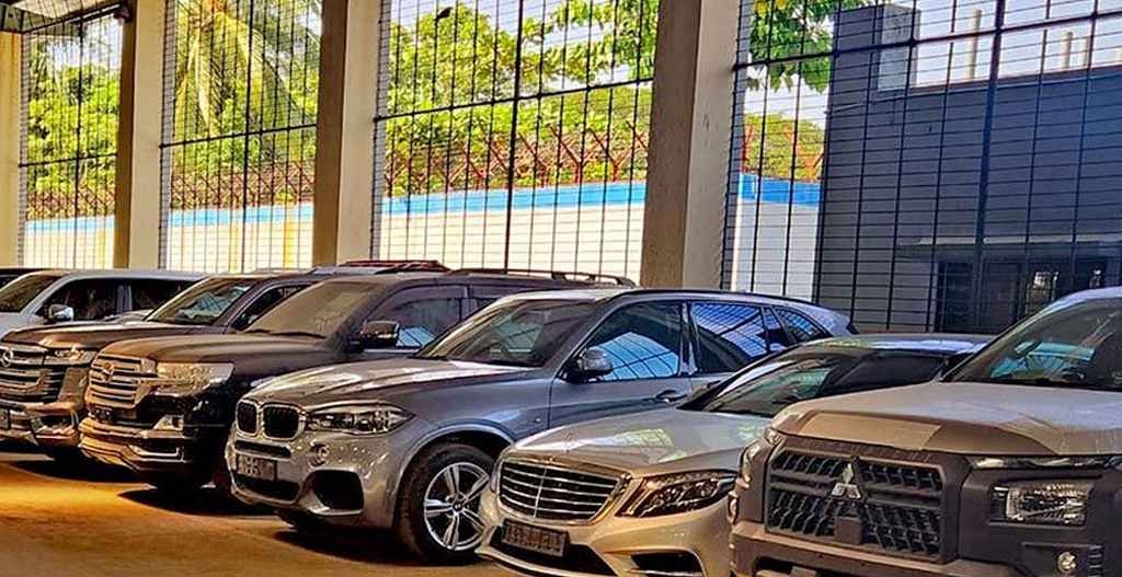 সাবেক এমপি-মন্ত্রীদের দামি ৩১ গাড়ি নিয়ে নতুন নির্দেশনা