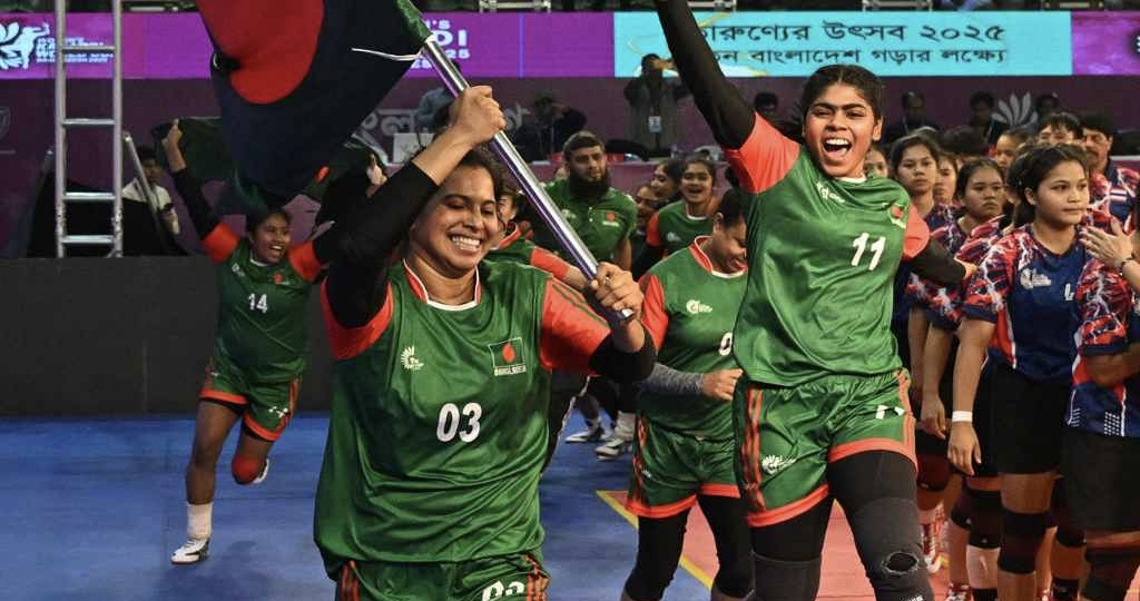 ইতিহাস গড়ে বিশ্বকাপের সেমিফাইনালে বাংলাদেশ