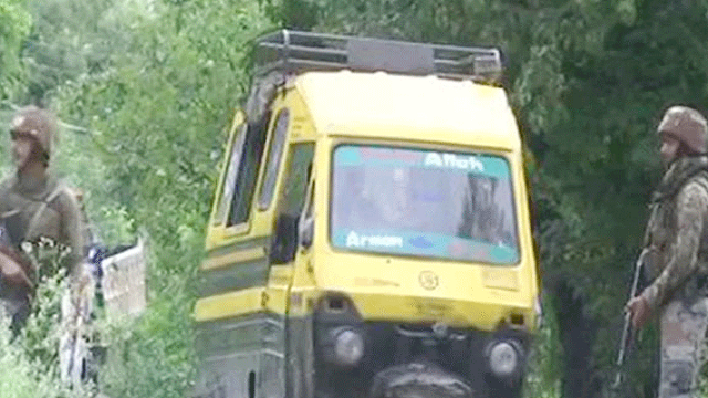 জম্মু-কাশ্মীরের সেনা শিবিরে সন্ত্রাসী হামলা, নিহত ৫