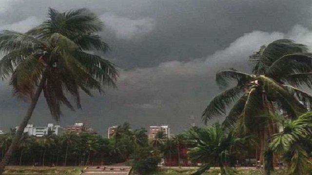 ঢাকাসহ ১১ অঞ্চলে ৮০ কিমি বেগে ঝড়ের আভাস