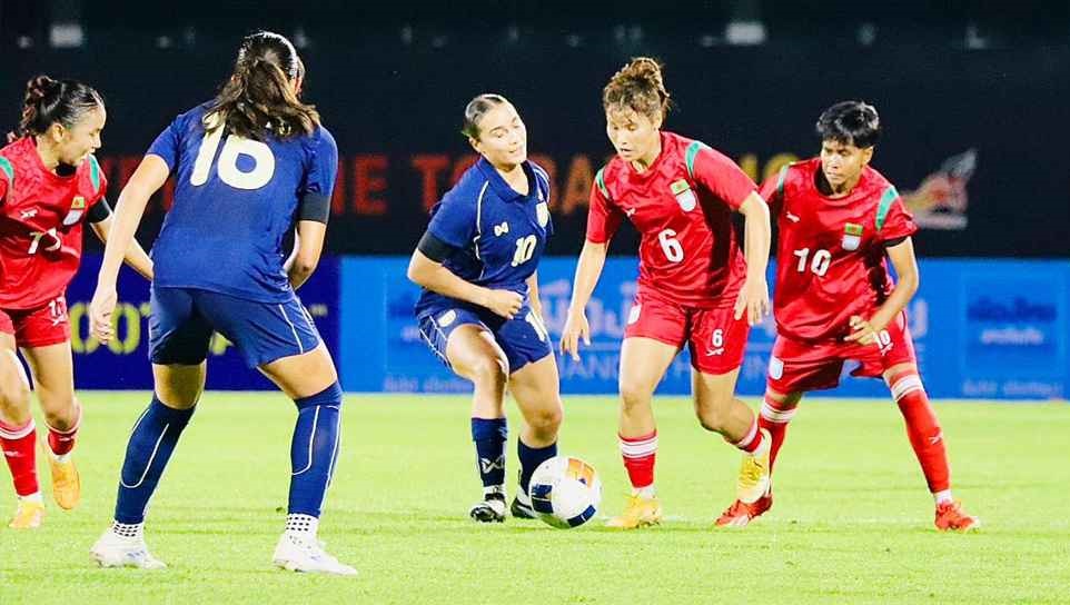 দ্বিতীয় ম্যাচেও বড় পরাজয়, থাইল্যান্ড সফরে পুরোপুরি ব্যর্থ ঋতুপর্ণারা