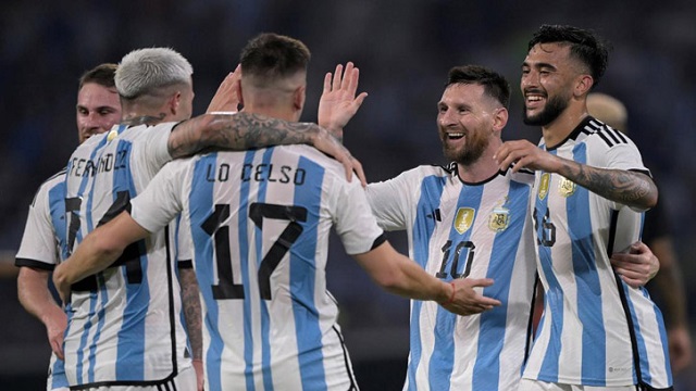 মেসির হ্যাটট্রিকে গোলের সেঞ্চুরি, আর্জেন্টিনার বিশাল জয়