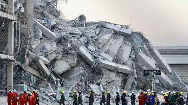 Myanmar quake7 2503290610