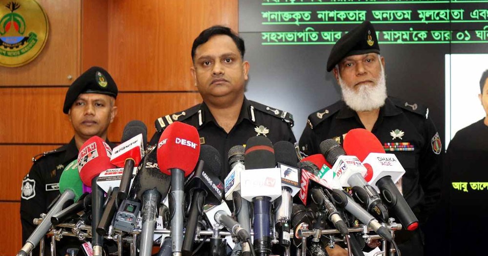 নাশকতা রোধে ছদ্মবেশে অবস্থান করছে র‌্যাব