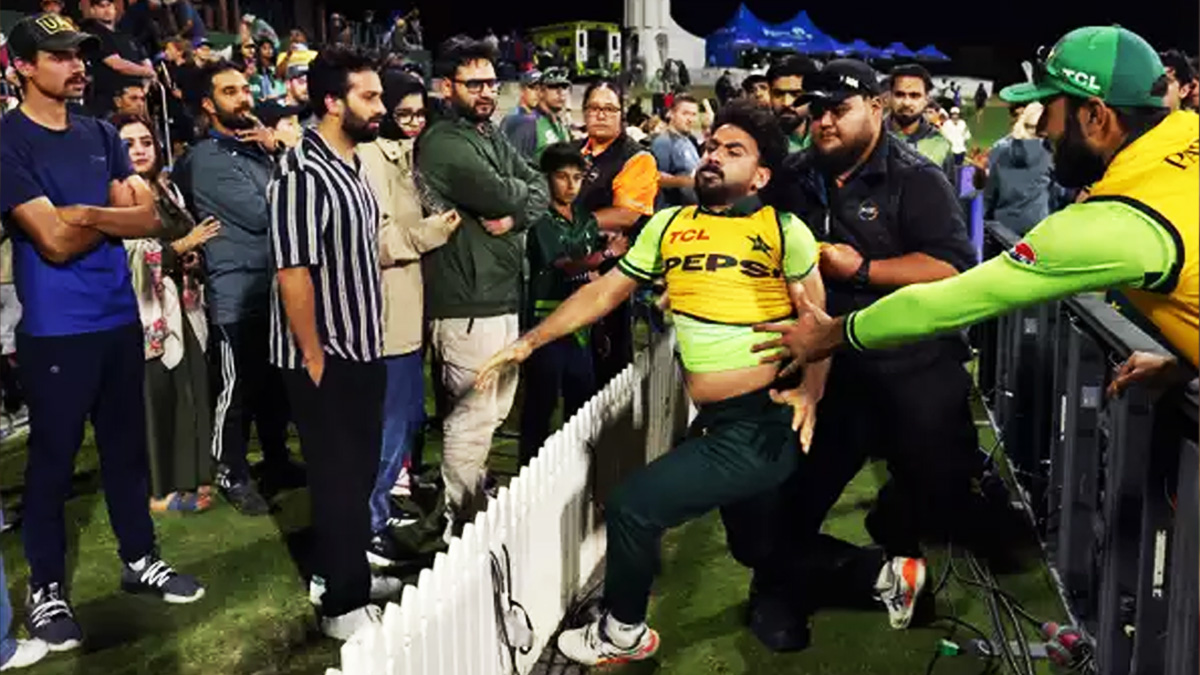 দর্শকের ওপর খুশদিলের মেজাজ হারানোর ঘটনায় মুখ খুললো পিসিবি