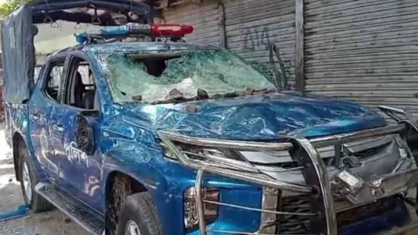 Police van 2509070650