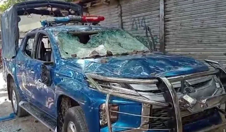 নুরাল পাগলার দরবারে পুলিশের ওপর হামলার ঘটনায় গ্রেপ্তার ৫