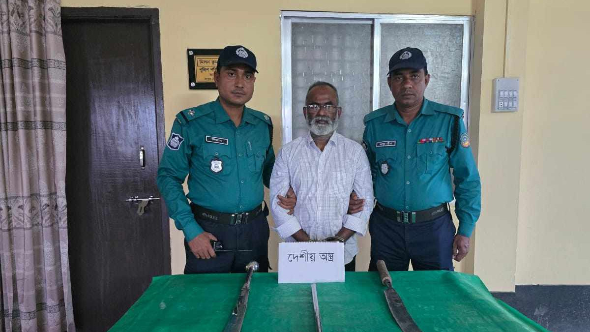 রংপুরে সাবেক সিটি কাউন্সিলর কানা হারুন গ্রেফতার