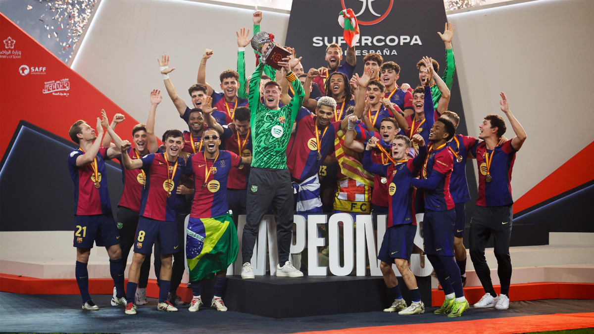 রিয়ালকে গোলবন্যায় ভাসিয়ে চ্যাম্পিয়ন বার্সেলোনা