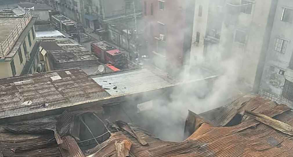 মিরপুরে আগুনে নিহতের সংখ্যা বেড়ে ১৬