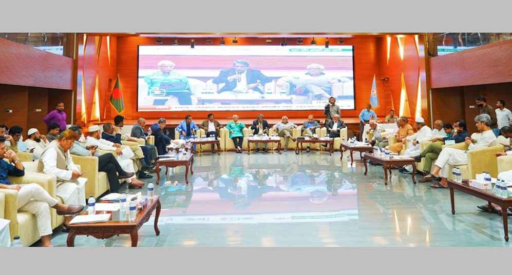 ‘অতি জরুরি’ বৈঠক ডেকেছেন প্রধান উপদেষ্টা