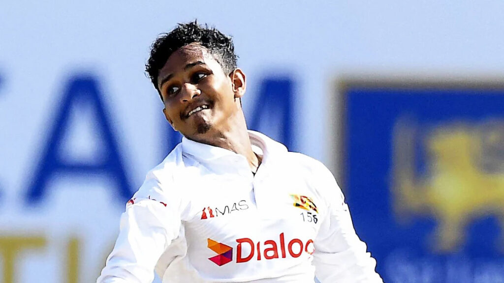 সাকিবের মতো কাণ্ড ঘটিয়ে নিষিদ্ধ হলেন লঙ্কান স্পিনার