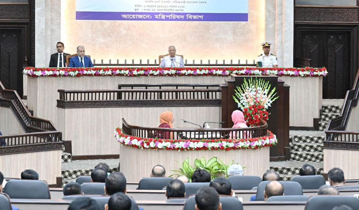 এবারের নির্বাচনের মাধ্যমে জাতি নবজন্ম লাভ করবে: প্রধান উপদেষ্টা
