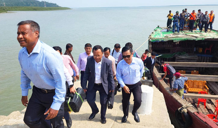 রোহিঙ্গা যাচাইয়ে টেকনাফে এলো মিয়ানমারের প্রতিনিধিদল